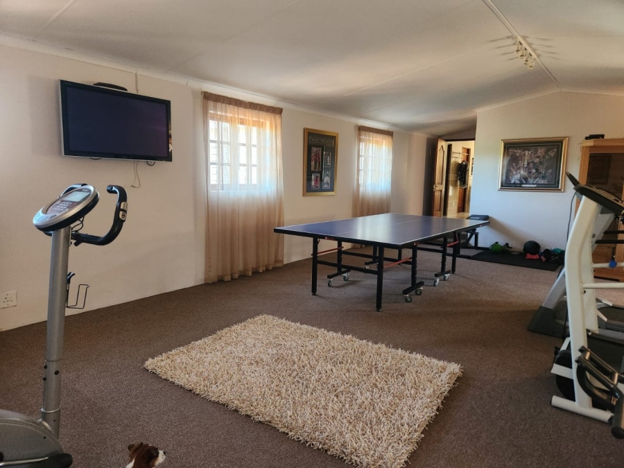4 Bedroom Property for Sale in Wilkoppies North West